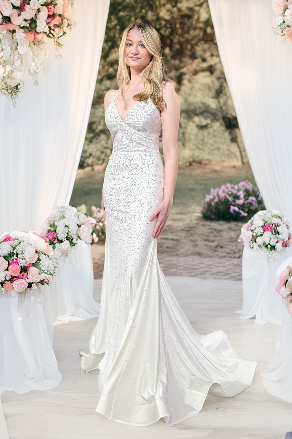 Elegant Mermaid Bridal Gown with Lace-Up Back