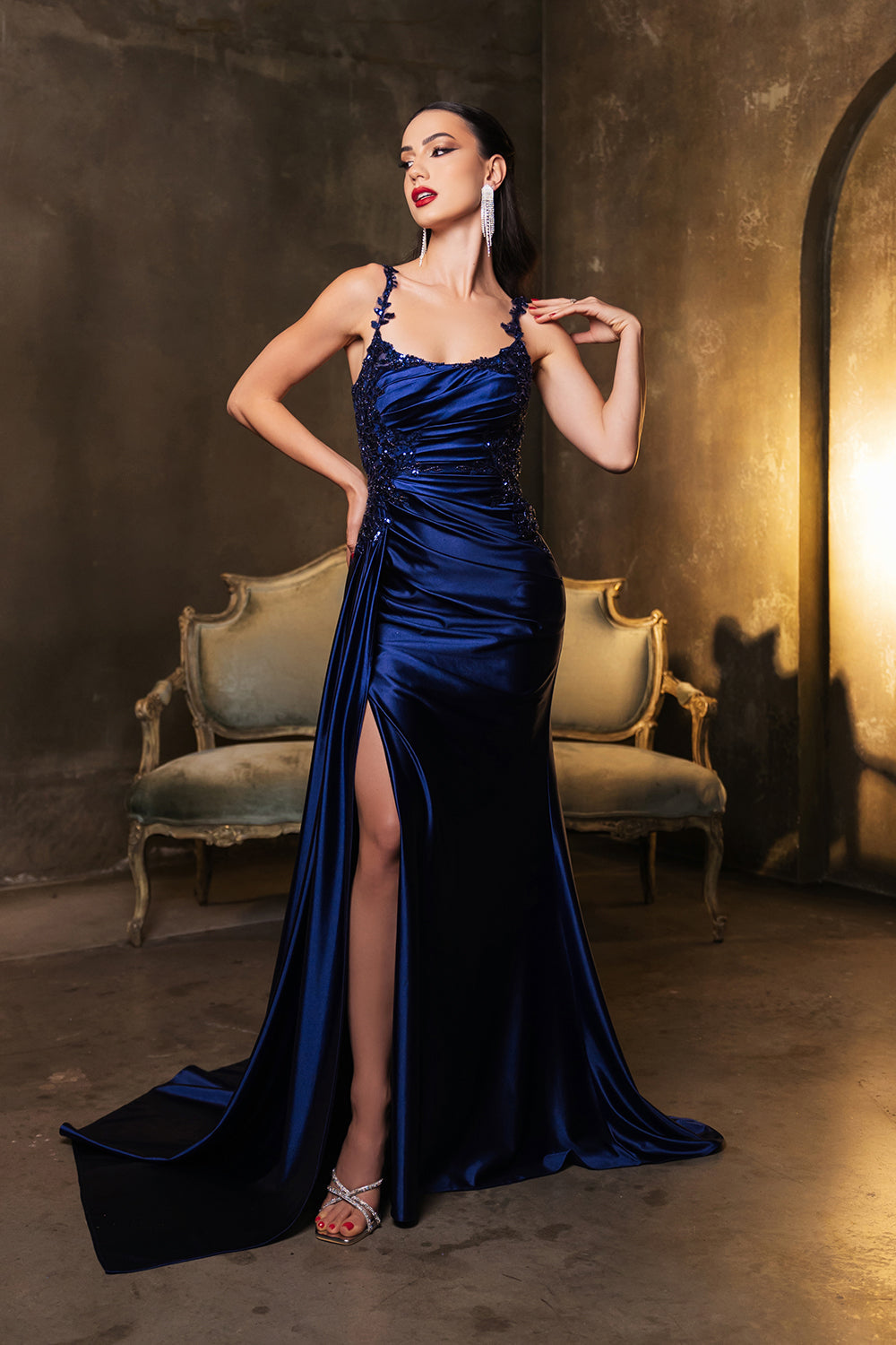 Square Neck Sleeveless Formal Gown with train
