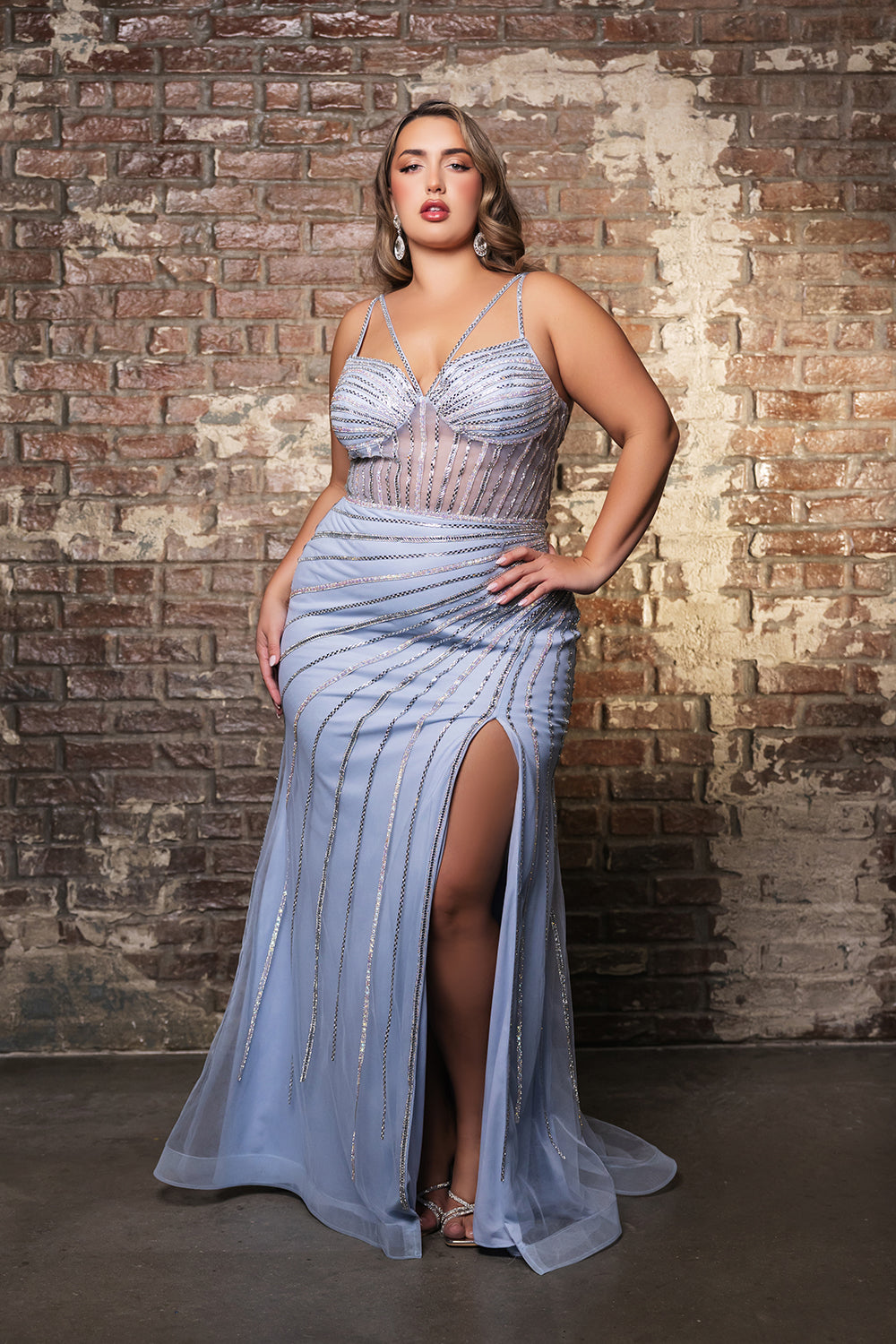 Fully Lines Sweetheart Sheath Gown