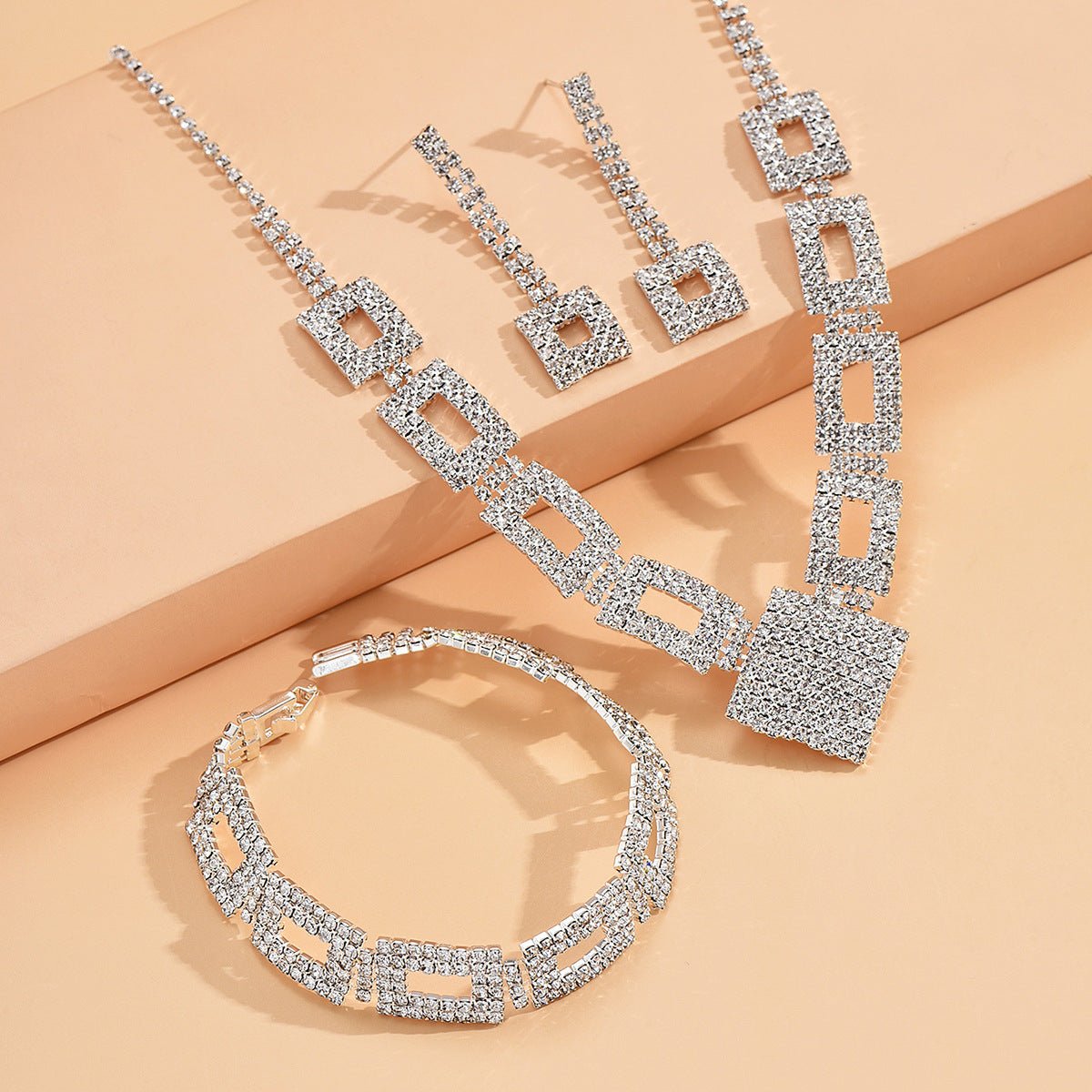 Dazzling 3-Piece Jewelry Set