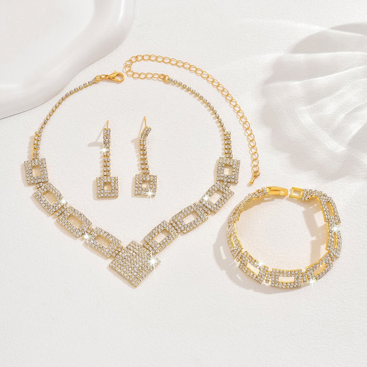 Dazzling 3-Piece Jewelry Set